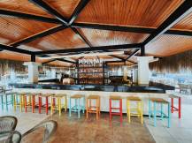 MEGASARAY RESORT SIDE Bars